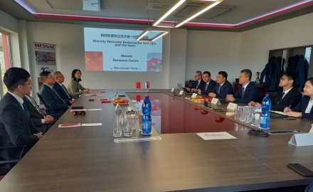 孫立杰一行到軟控歐洲研發(fā)中心考察調研