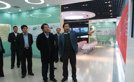 全國(guó)工商聯(lián)副秘書(shū)長(zhǎng)王忠明來(lái)軟控調(diào)研